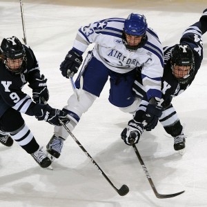 ky体育-欧冠“黑马”崛起，逆袭夺冠不是梦，欧冠最新战报!黑马惊险过关